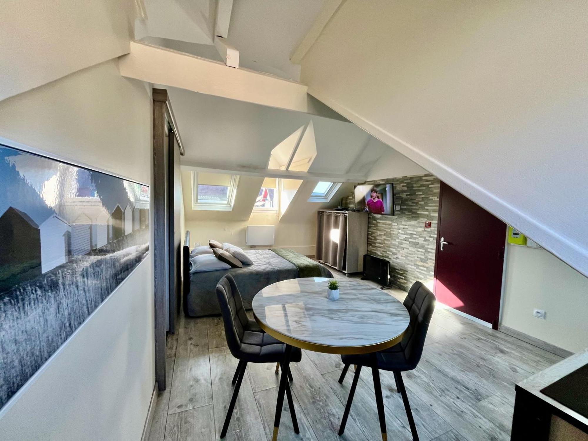 La Villa L'Oiseau Bleu Proche De La Plage Et De Deauville !!! Awards 2025 Blonville-sur-Mer Room photo